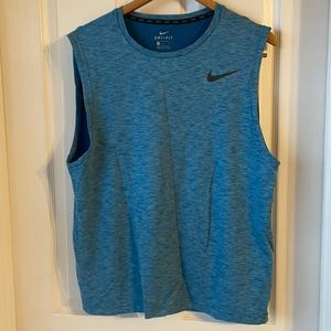 Nike men’s work out top